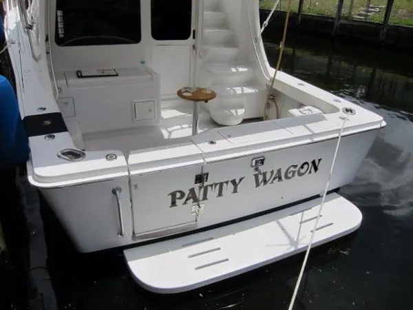 Slide: The Image of Luhrs 36 Convertible 2000 - 3