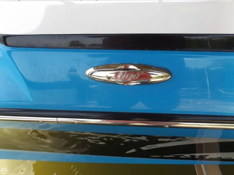 Slide: The Image of Tige Z3 2012 - 11
