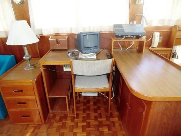 Slide: The Image of Grand Banks Enclosed Pilothouse Motor Yacht 1986 - 5