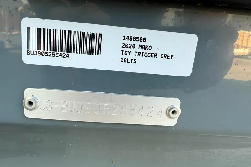 Slide: The Image of 2024 Mako 18 LTS boat identification plate with barcode and serial number. - 12