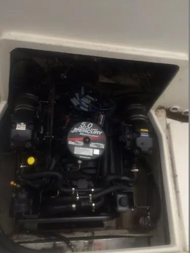 Slide: The Image of Bayliner 2452 Ciera Classic Hardtop 1994 - 5