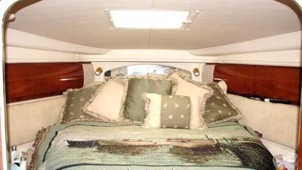Slide: The Image of Sea Ray 360 Sundancer 2003 - 4