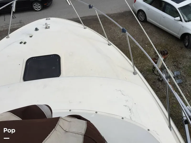 Slide: The Image of Silverton 34 Sedan Cruiser 1980 - 4