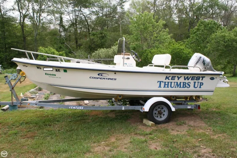 Slide: The Image of Key West 1720 Sportsman CC 2004 - 3