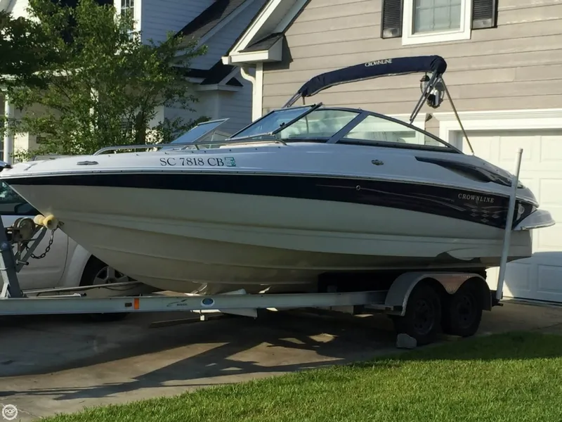 Slide: The Image of Crownline Boats 210 LS 2009 - 4