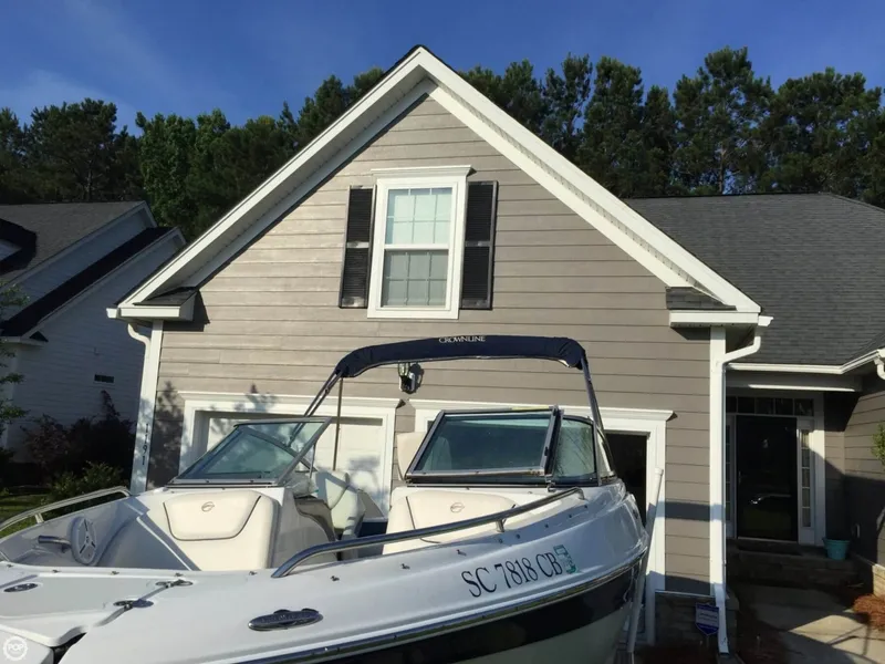 Slide: The Image of Crownline Boats 210 LS 2009 - 8