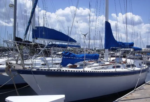 Slide: The Image of Tayana 42 CENTER COCKPIT 1984 - 0