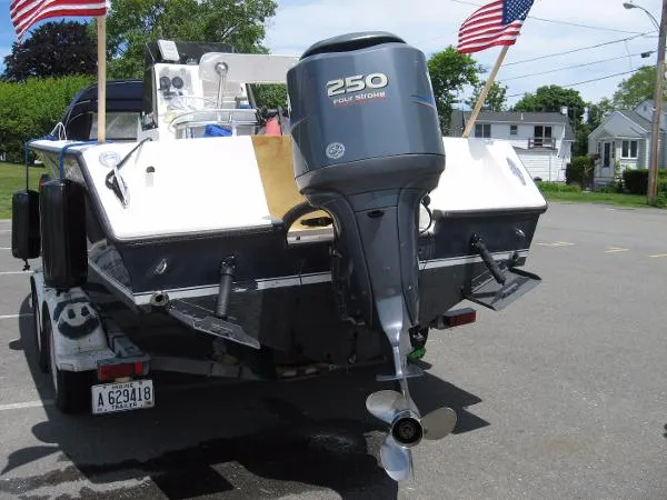 Slide: The Image of Contender Center Console 2002 - 2