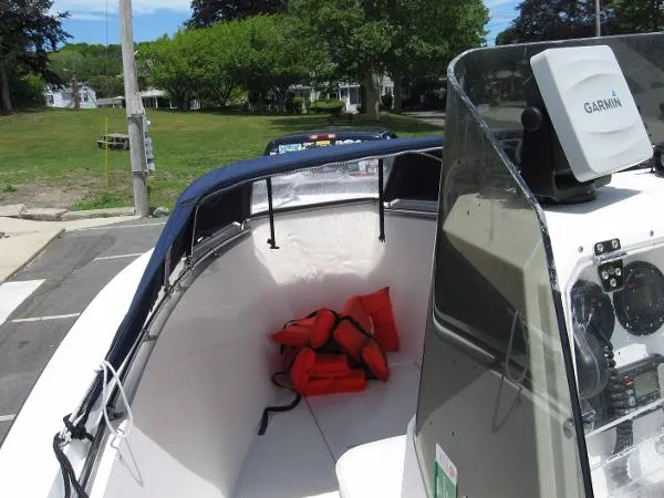 Slide: The Image of Contender Center Console 2002 - 6