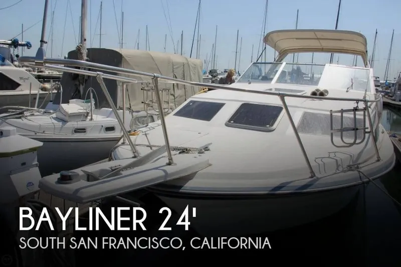 Slide: The Image of Bayliner 2855 Ciera Sunbridge 1988 - 0