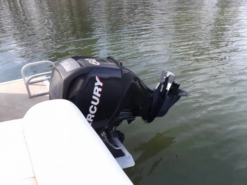 Slide: The Image of Encore Boat Builders 200 Fish RE 2011 - 1
