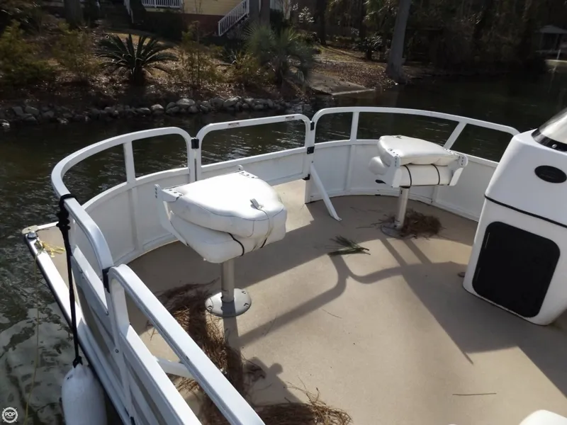 Slide: The Image of Encore Boat Builders 200 Fish RE 2011 - 3