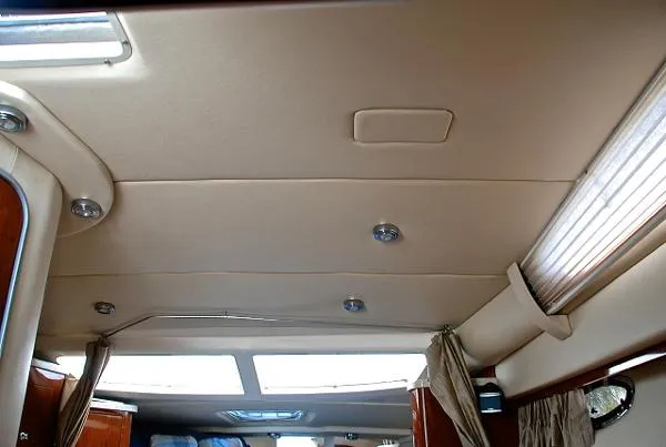 Slide: The Image of Regal 3360 Window Express 2007 - 11