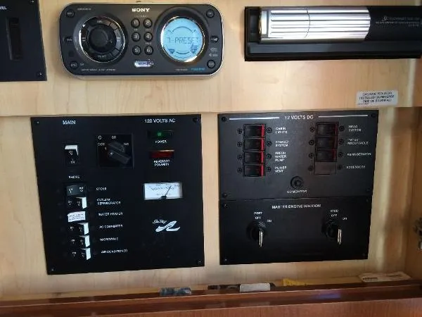 Slide: The Image of Sea Ray 290 Amberjack 2009 - 11