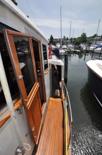 Slide: The Image of Krogen Pilothouse 1977 - 3