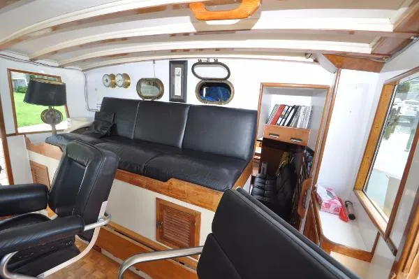 Slide: The Image of Krogen Pilothouse 1977 - 5