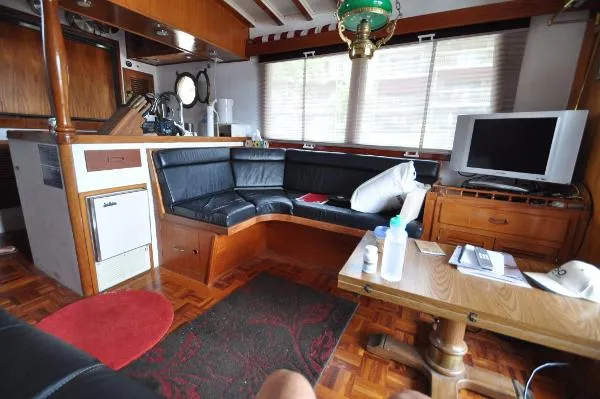 Slide: The Image of Krogen Pilothouse 1977 - 9