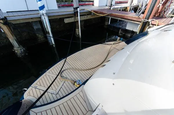 Slide: The Image of Sunseeker Camargue 2000 - 10
