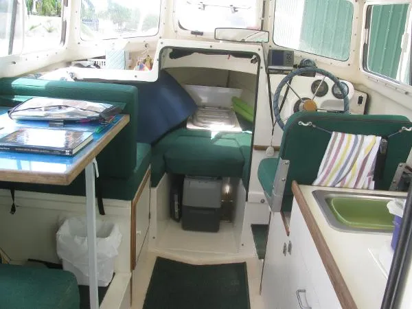 Slide: The Image of C-Dory Cruiser 2002 - 1