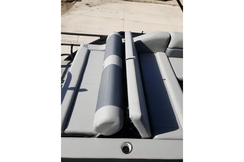 Slide: The Image of 2026 Bentley Pontoons Elite 253 Swingback Bench with sleek gray seating design. - 19