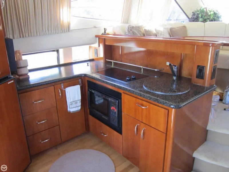 Slide: The Image of Carver Yachts 360 Sport Sedan 2003 - 4