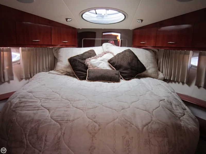 Slide: The Image of Carver Yachts 360 Sport Sedan 2003 - 9