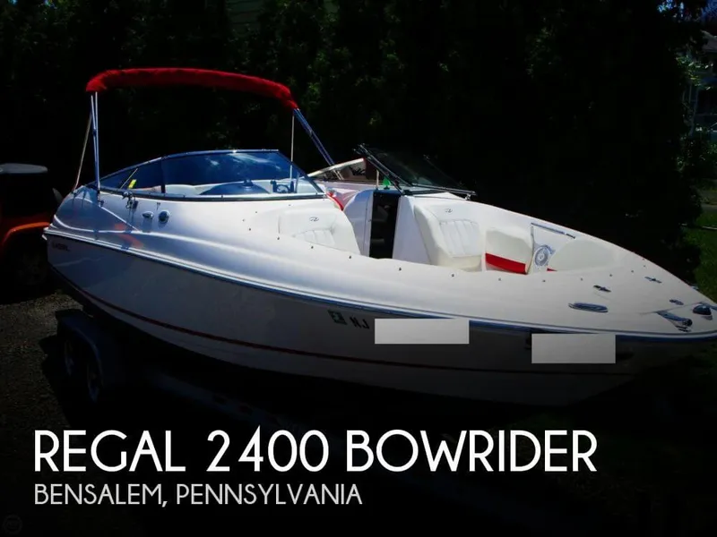 Slide: The Image of Regal 2400 Bowrider 2010 - 0