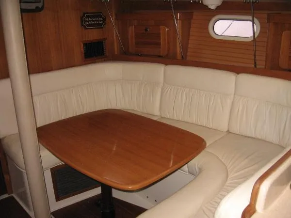 Slide: The Image of Catalina 34 MkII 2002 - 10