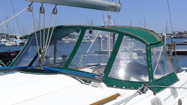 Slide: The Image of Beneteau 440 Oceanis 1996 - 11