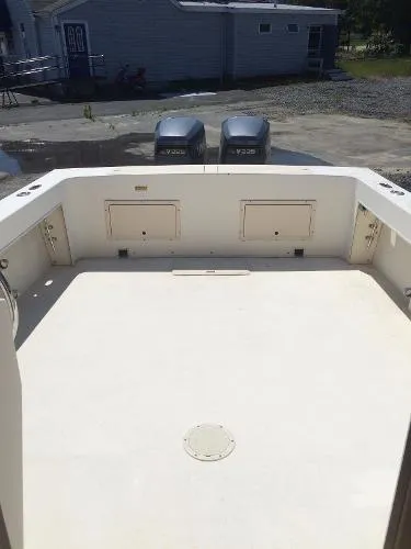 Slide: The Image of Parker Marine 2520 Deep Vee Sport Cabin 1999 - 5