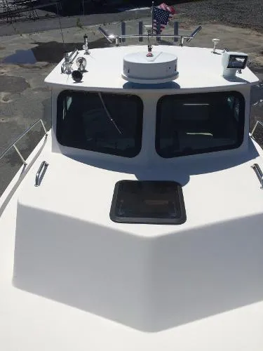 Slide: The Image of Parker Marine 2520 Deep Vee Sport Cabin 1999 - 7