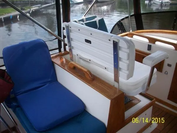 Slide: The Image of Albin 36 Trawler 1979 - 4