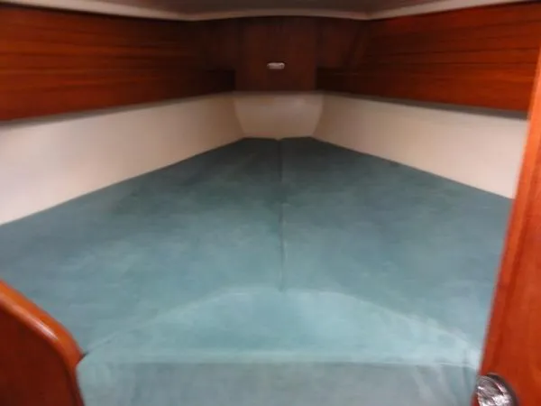 Slide: The Image of Sabre Targa 34 MK II Aft Cabin 1991 - 2