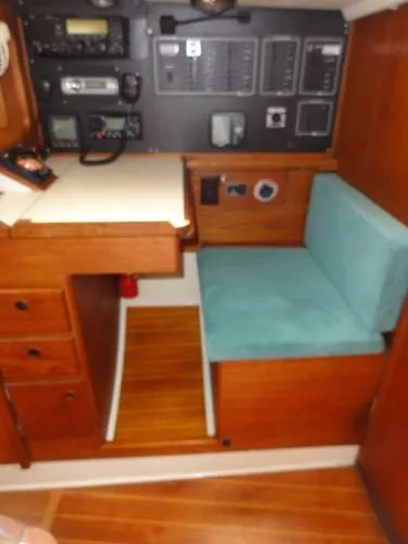 Slide: The Image of Sabre Targa 34 MK II Aft Cabin 1991 - 9