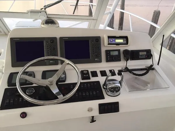 Slide: The Image of Luhrs 41 Open 2006 - 10