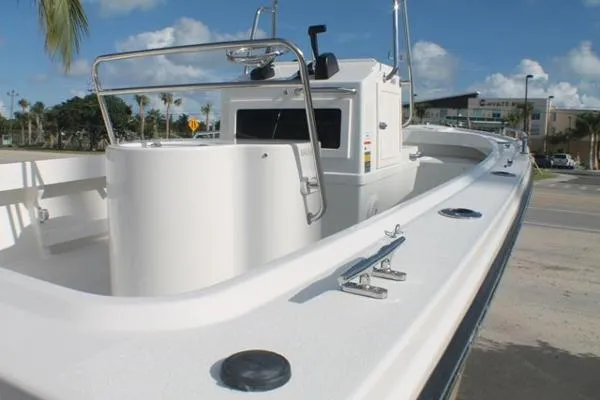 Slide: The Image of Parker Marine 1801 Center Console 2015 - 5
