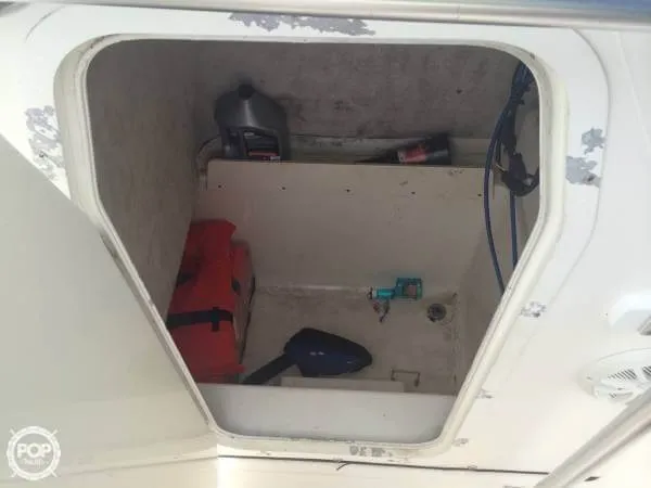 Slide: The Image of Hydra-Sports 230 Center Console 1999 - 10