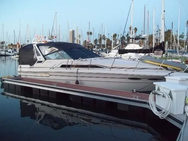 Slide: The Image of Sea Ray 340 Express Cruiser 1988 - 0