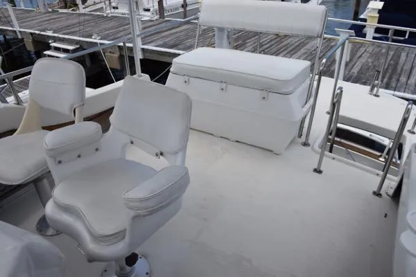 Slide: The Image of Mainship 34 Trawler 1979 - 5