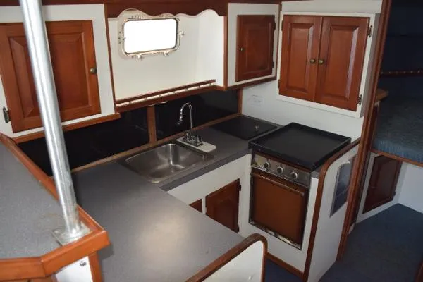 Slide: The Image of Mainship 34 Trawler 1979 - 7