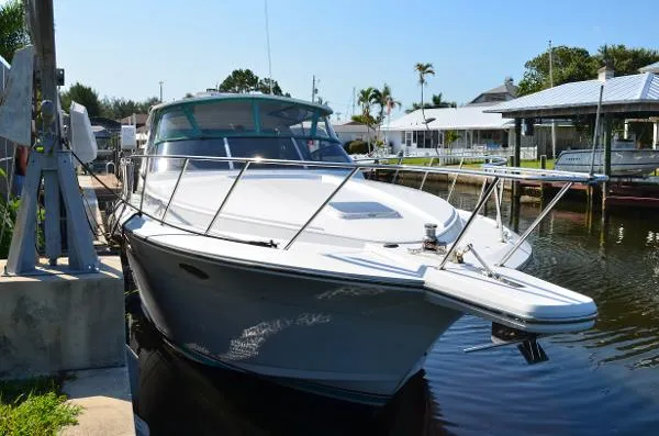 Slide: The Image of Baron 43 Express Sea Ray 1990 - 4