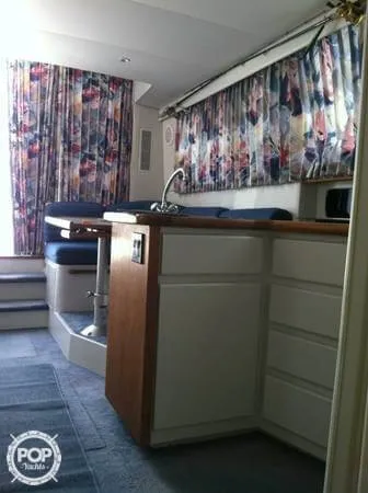 Slide: The Image of Carver Yachts 320 Voyager SR 1995 - 4