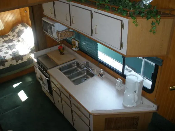 Slide: The Image of Gibson 44 CABIN YACHT 1998 - 6