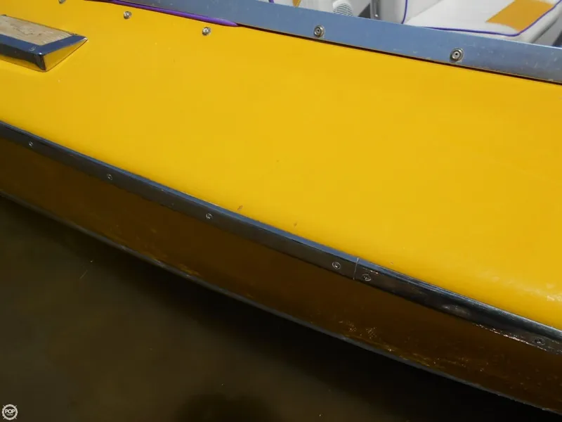 Slide: The Image of Chris-Craft Commander SS 1969 - 11