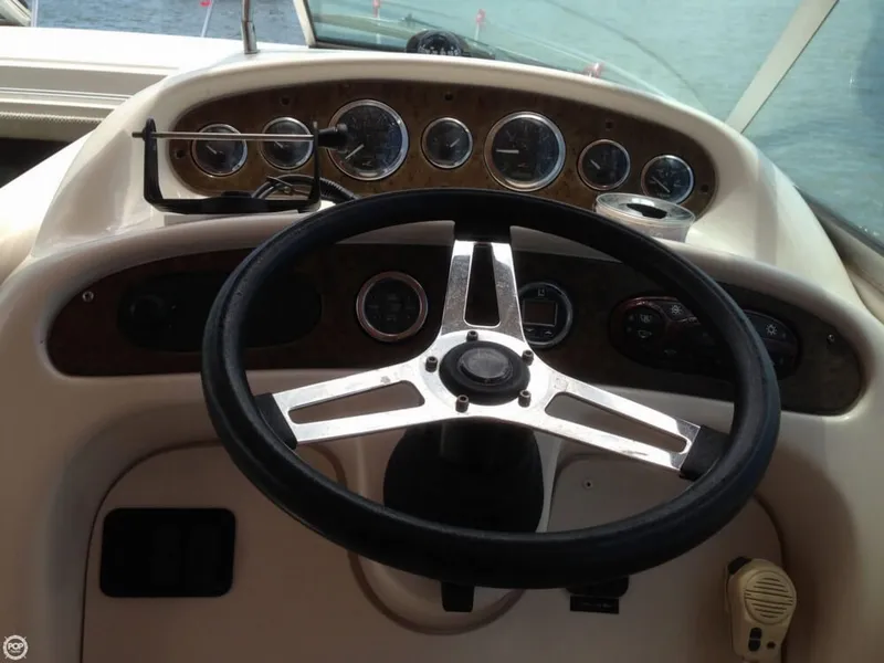 Slide: The Image of Sea Ray 245 Weekender 2000 - 4