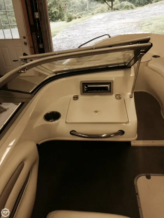 Slide: The Image of Stingray 205LX 2008 - 11