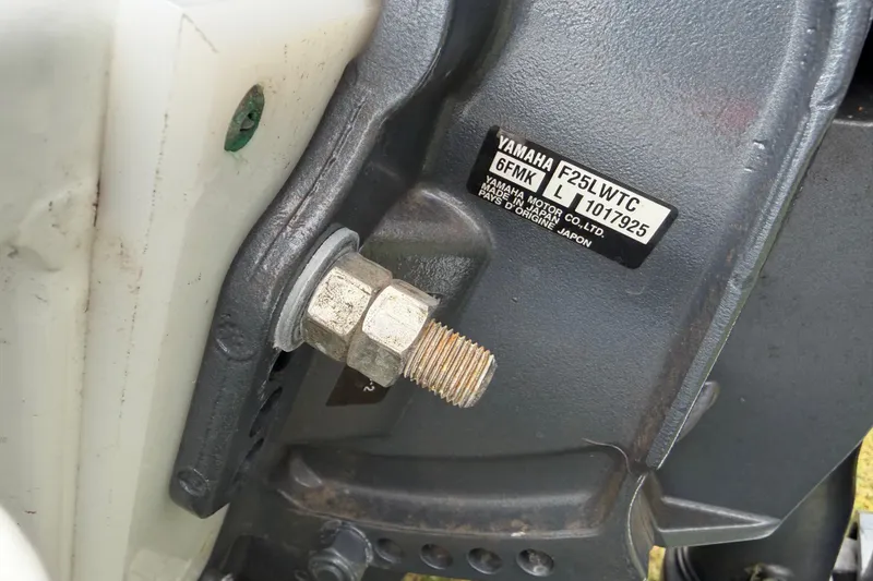Slide: The Image of Close-up of Yamaha F25LWTC engine part on 2019 Highfield Classic 380 boat. - 21