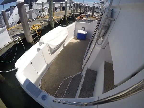 Slide: The Image of Silverton 44 Cockpit Motor Yacht 1997 - 5