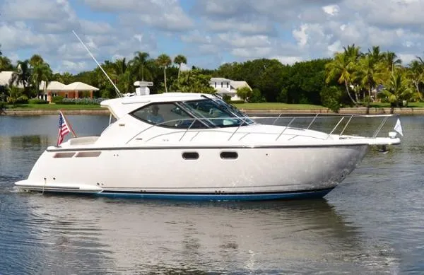 Slide: The Image of Tiara 3500 Sovran 2008 - 0