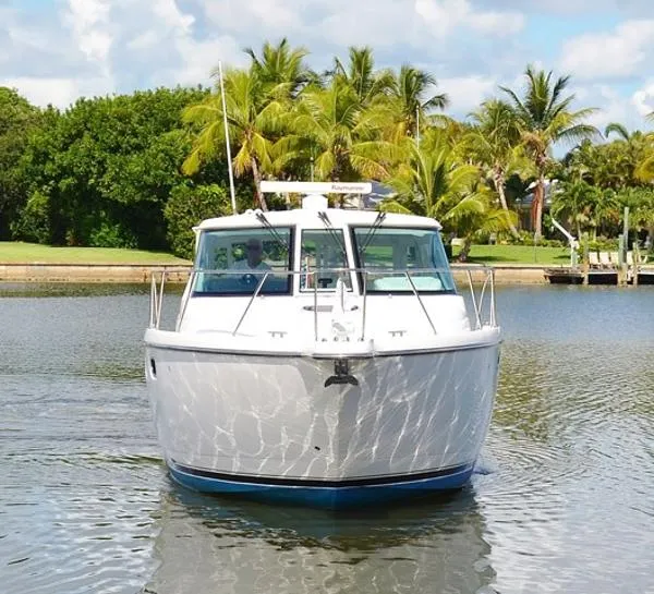 Slide: The Image of Tiara 3500 Sovran 2008 - 8